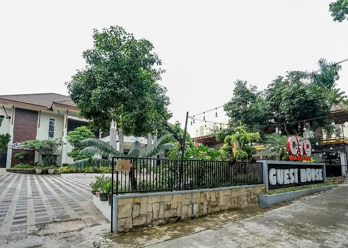 Oyo 282 Putri Utari Residence Malang